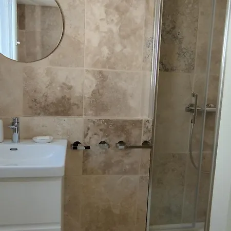 Refait A Neuf, Proche Plage, 4 Pers., Balcon, Parking Privatif, Menage Inclus - Fr-1-778-25